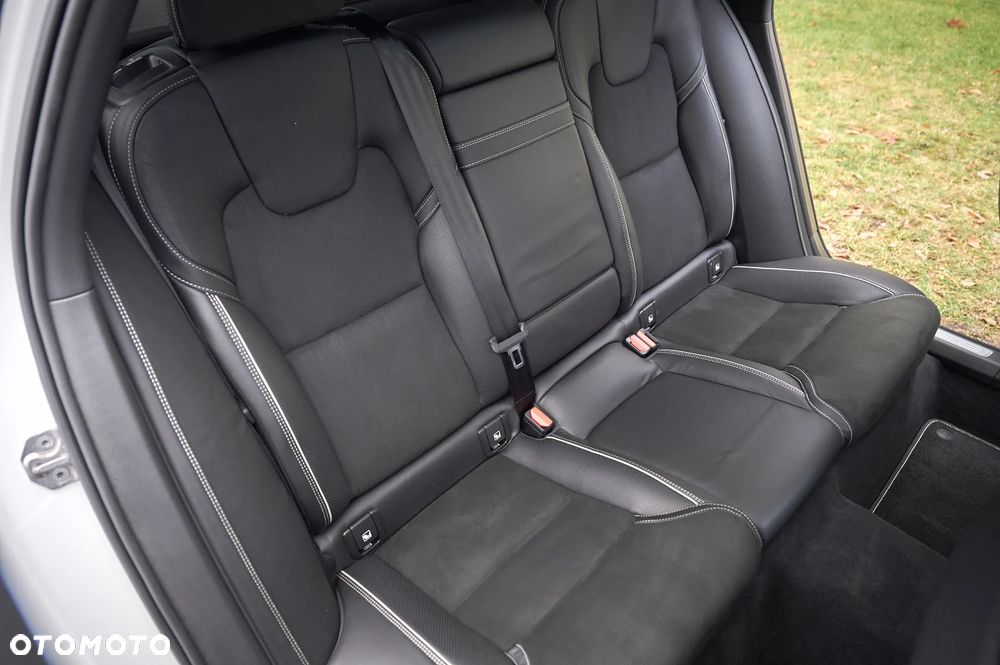 Volvo V90 D4 Geartronic R Design - 8