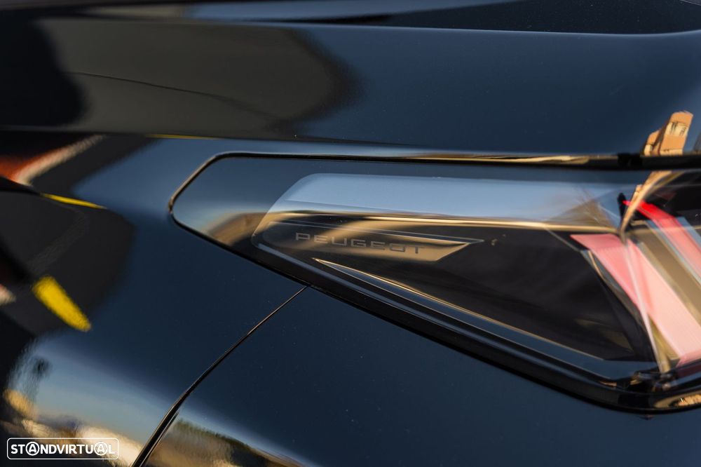 Peugeot 3008 Hybrid 136 e-DSC6 Allure - 28