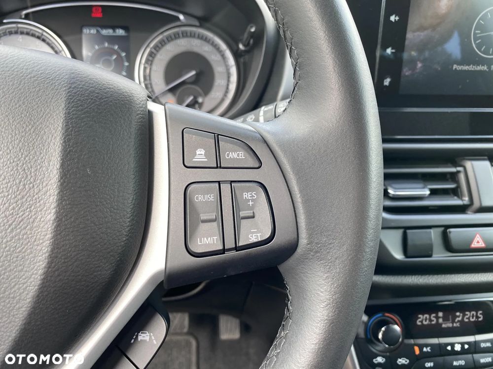 Suzuki SX4 S-Cross - 11