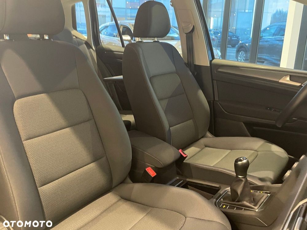 Volkswagen Golf Sportsvan - 12