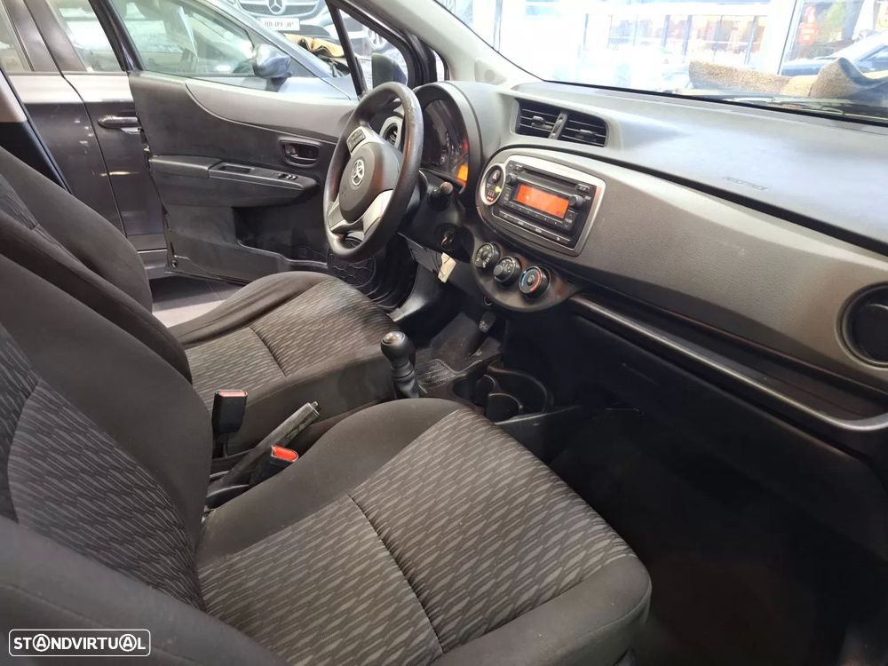 Toyota Yaris 1.0 VVT-i ACtive+AC - 2