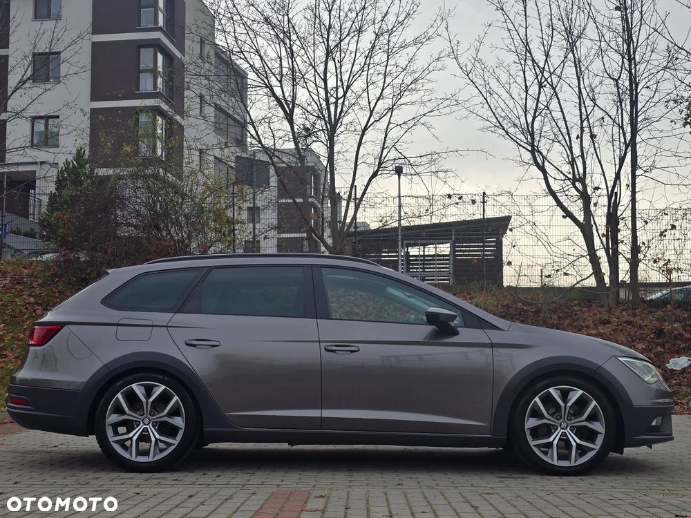 Seat Leon 2.0 TDI Start&Stop 4Drive DSG X-Perience - 30