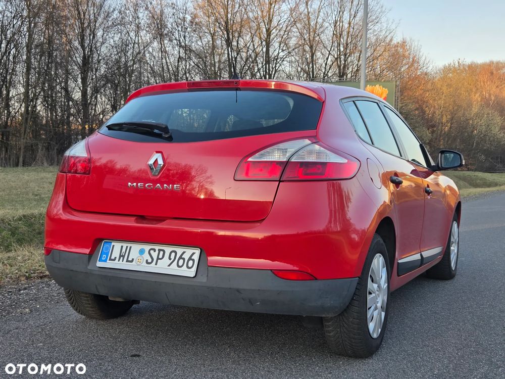 Renault Megane 1.6 16V 100 Authentique - 5