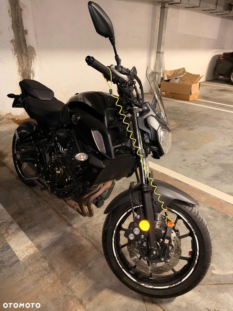 Yamaha MT - 4
