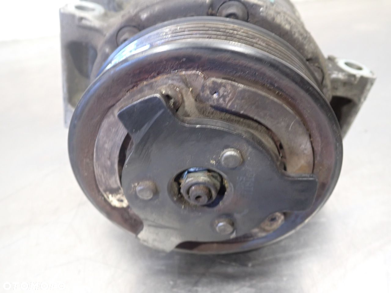 SPRĘŻARKA KLIMATYZACJI SEAT LEON II 1.9 1K0820803S - 2