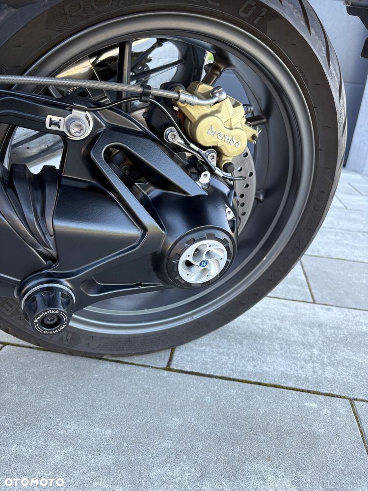 BMW RS - 17