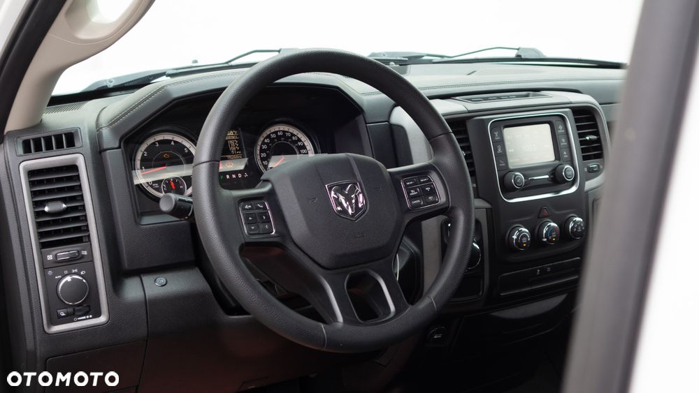 RAM 1500 - 10