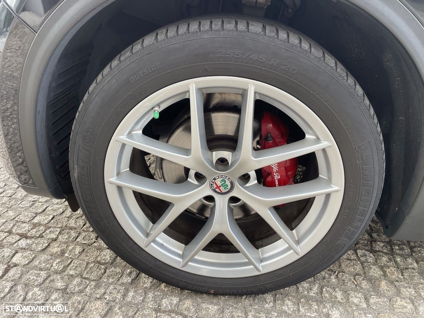 Alfa Romeo Stelvio 2.0 Turbo 16V AT8-Q4 First Edition - 13