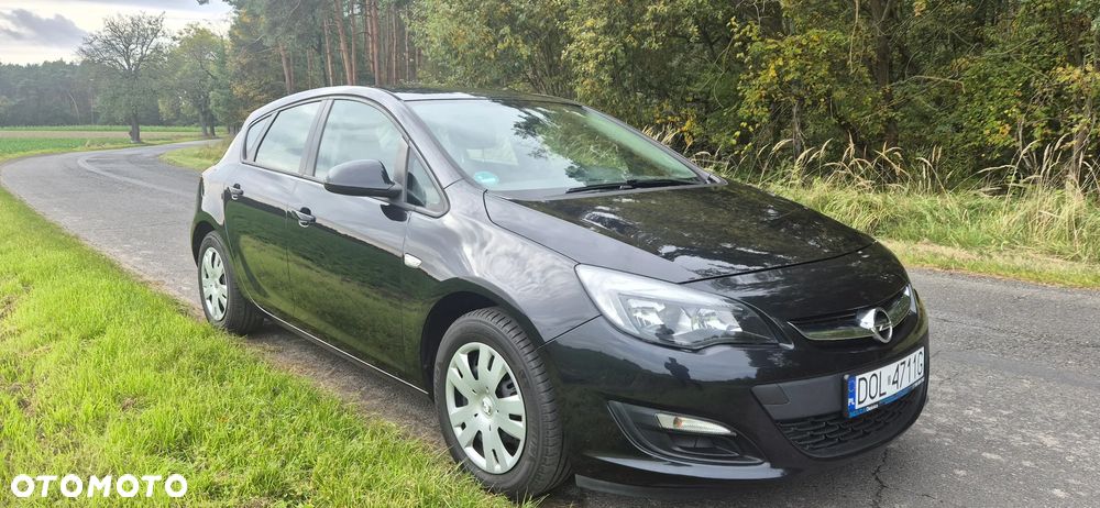 Opel Astra - 1