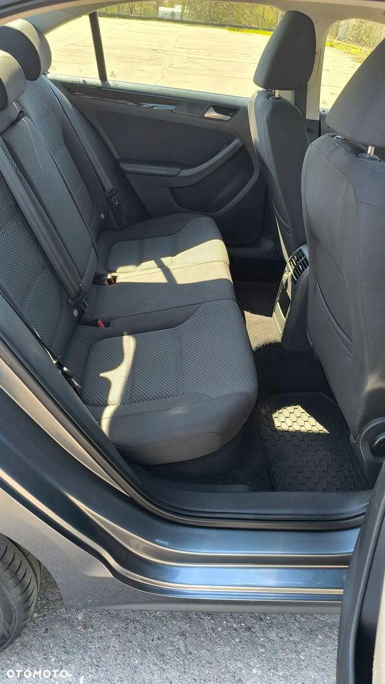 Volkswagen Jetta 2.0 TDI DPF BMT Comfortline - 12