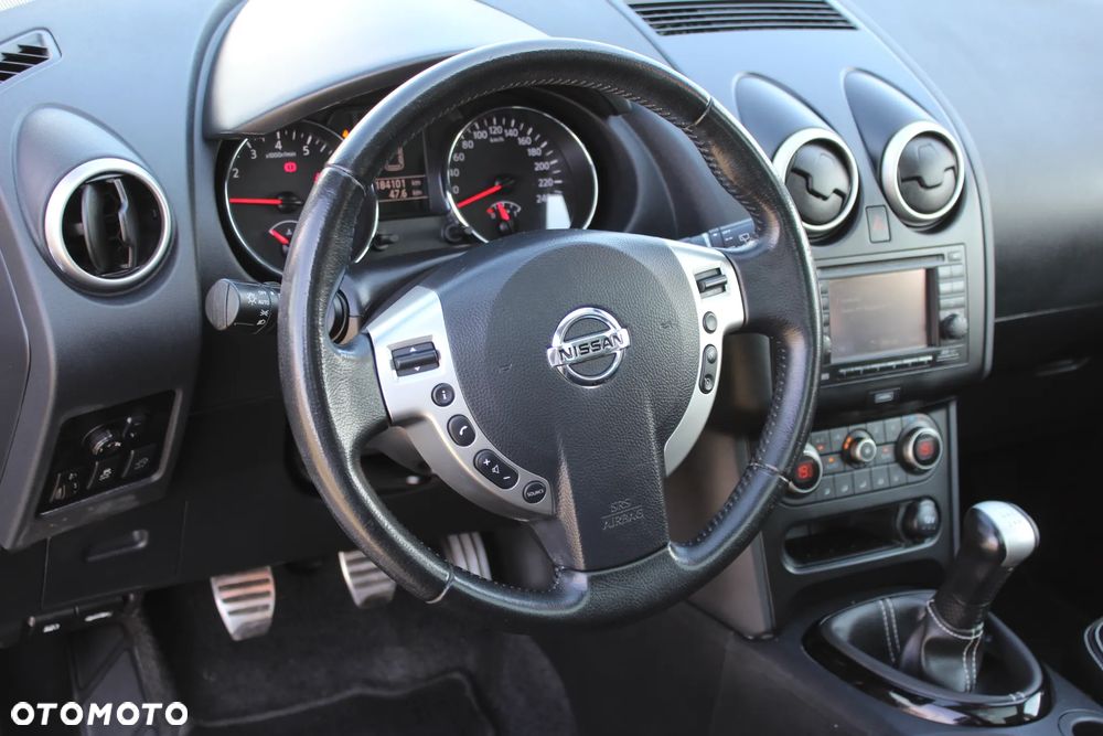 Nissan Qashqai 1.6 visia - 14