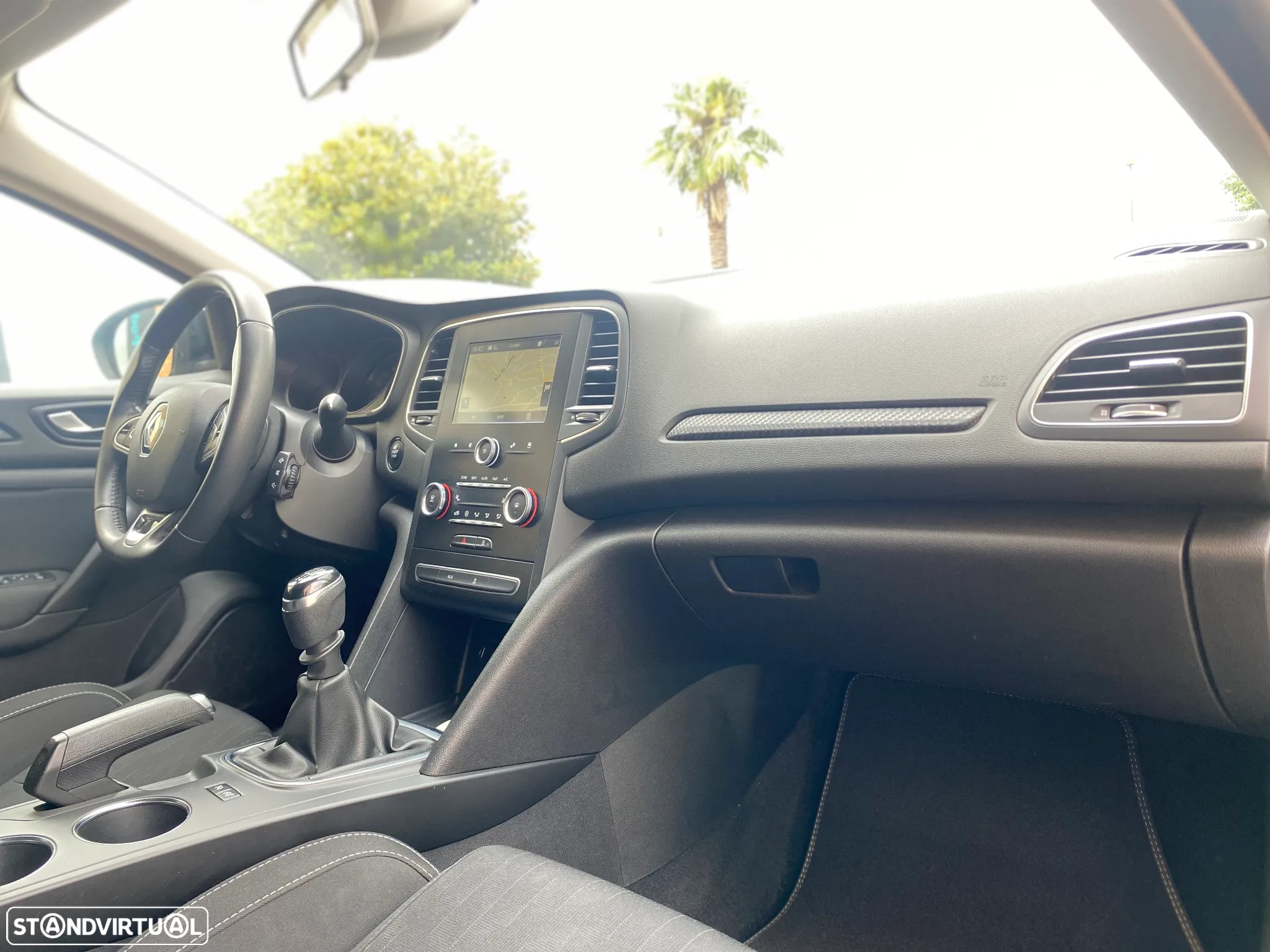 Renault Mégane Sport Tourer 1.5 Blue dCi Limited - 13