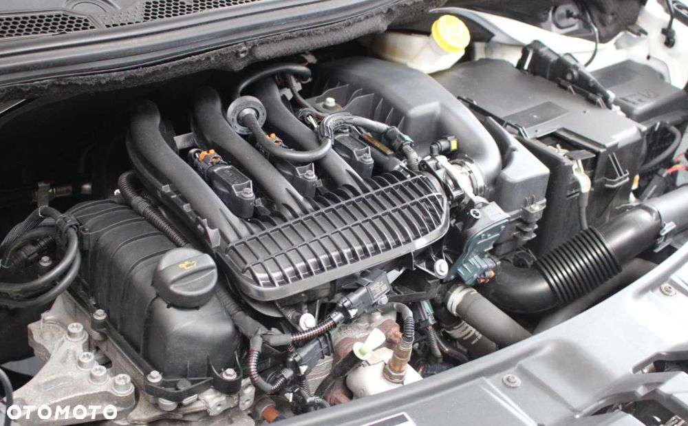 Peugeot 2008 - 19