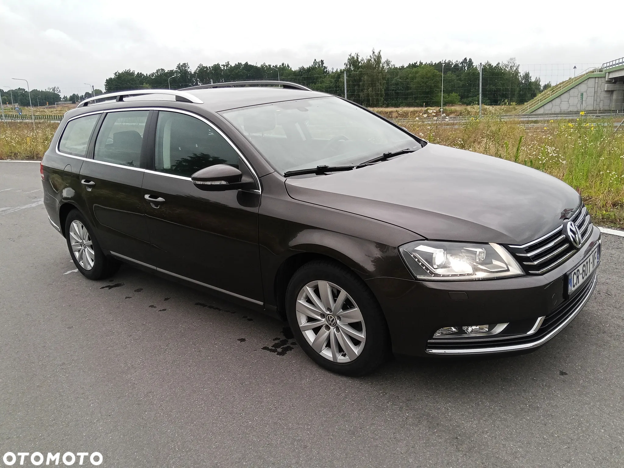 Volkswagen Passat 2.0 TDI Comfortline DSG - 2