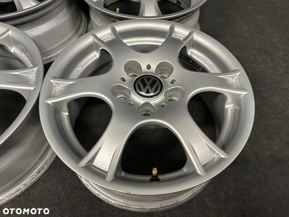Alufelgi VW Golf 5, 6, Golf Plus, Touran, Caddy 16 cali 5x112 4szt. - 15