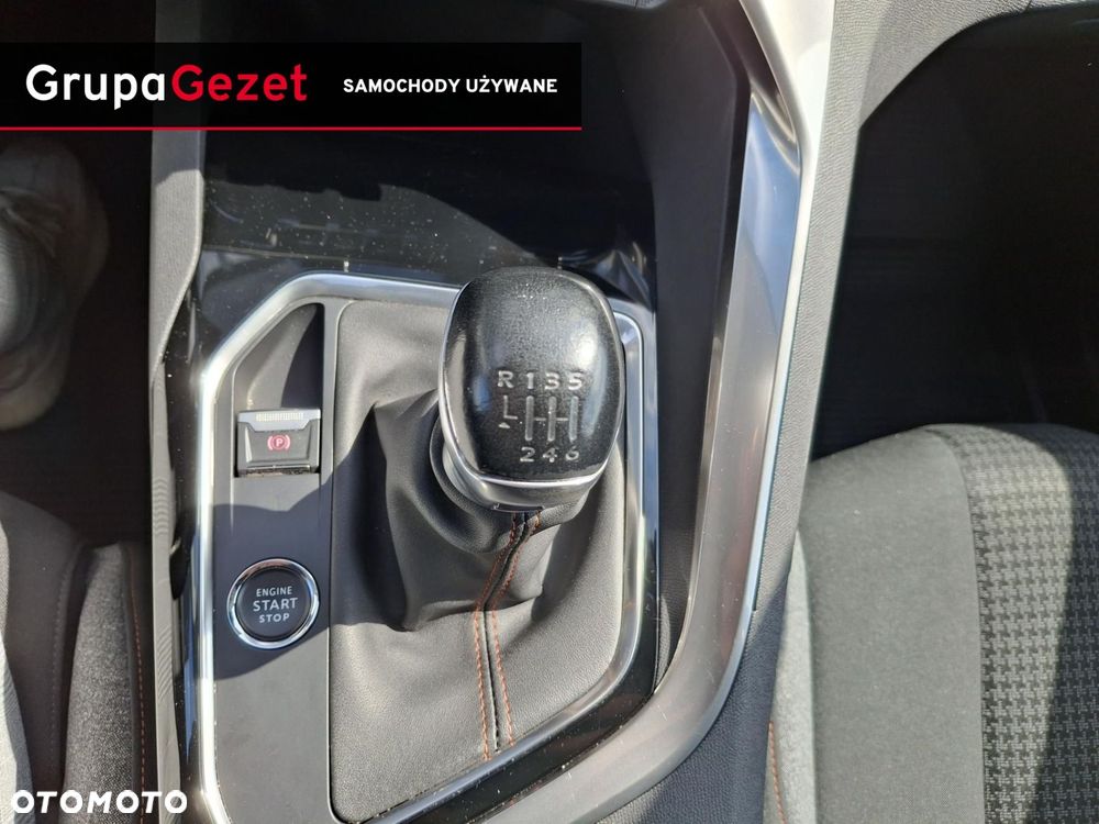 Peugeot 3008 - 21
