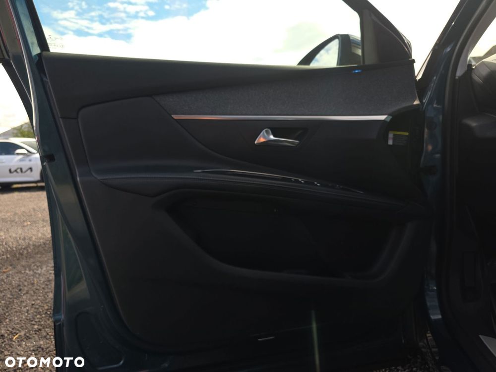 Peugeot 5008 - 11