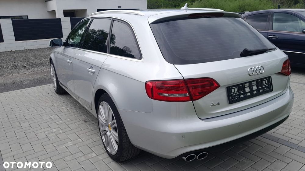 Audi A4 Avant 2.0 TDI DPF quattro Ambition - 13
