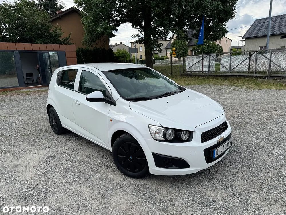 Chevrolet Aveo - 11