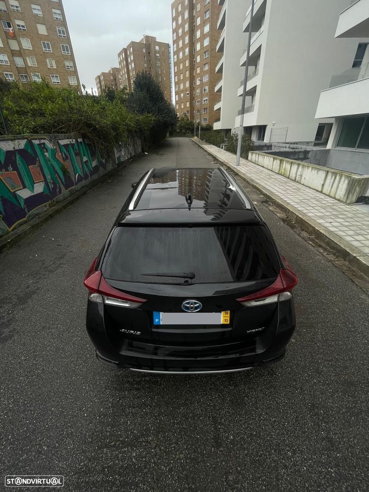 Toyota Auris Touring Sports 1.8 HSD Exclusive - 8