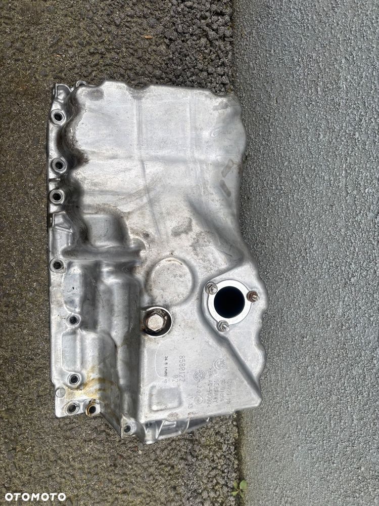 BMW G20 G30 B48 MISKA OLEJOWA 8580122 - 1