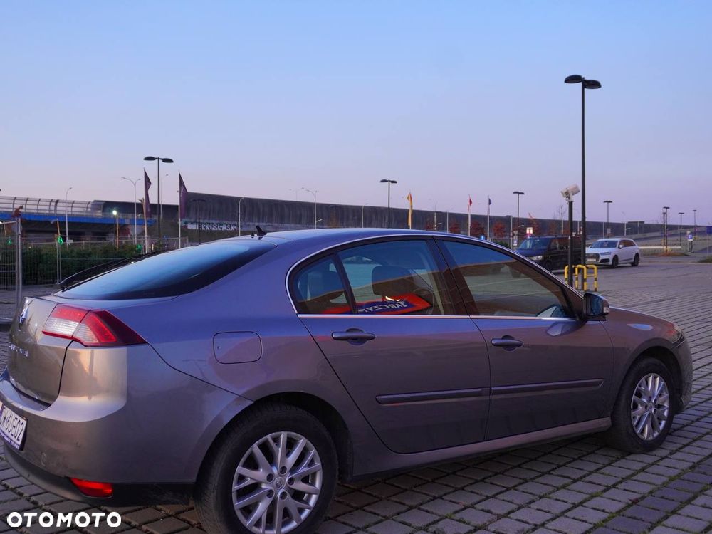 Renault Laguna 2013 photo 3