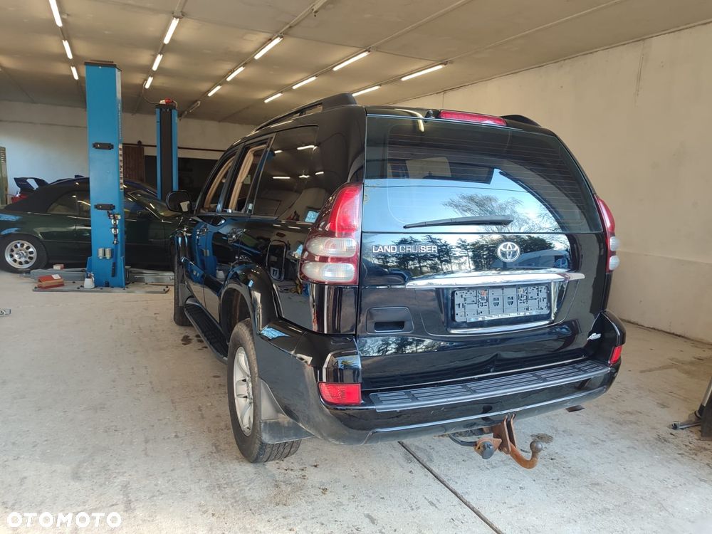 Toyota Land Cruiser 3.0 D-4D Automatik Executive - 2