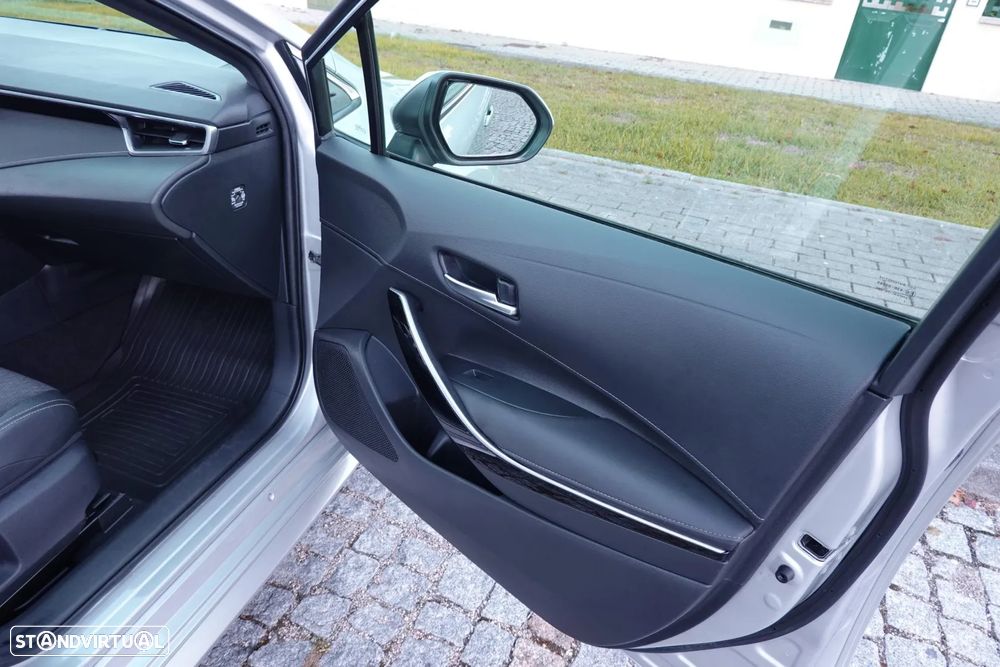 Toyota Corolla Touring Sports 1.8 Hybrid Comfort+P.Sport - 14