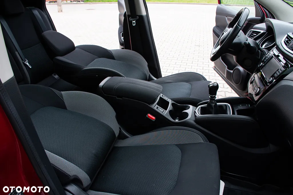 Nissan Qashqai 1.2 DIG-T Tekna+ - 6