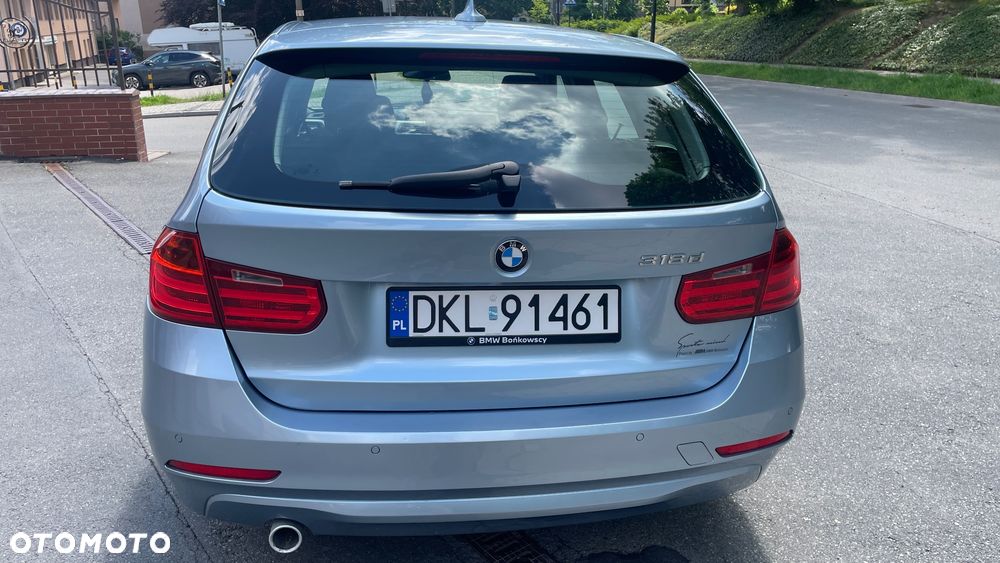 BMW Seria 3 318d Sport Line - 8