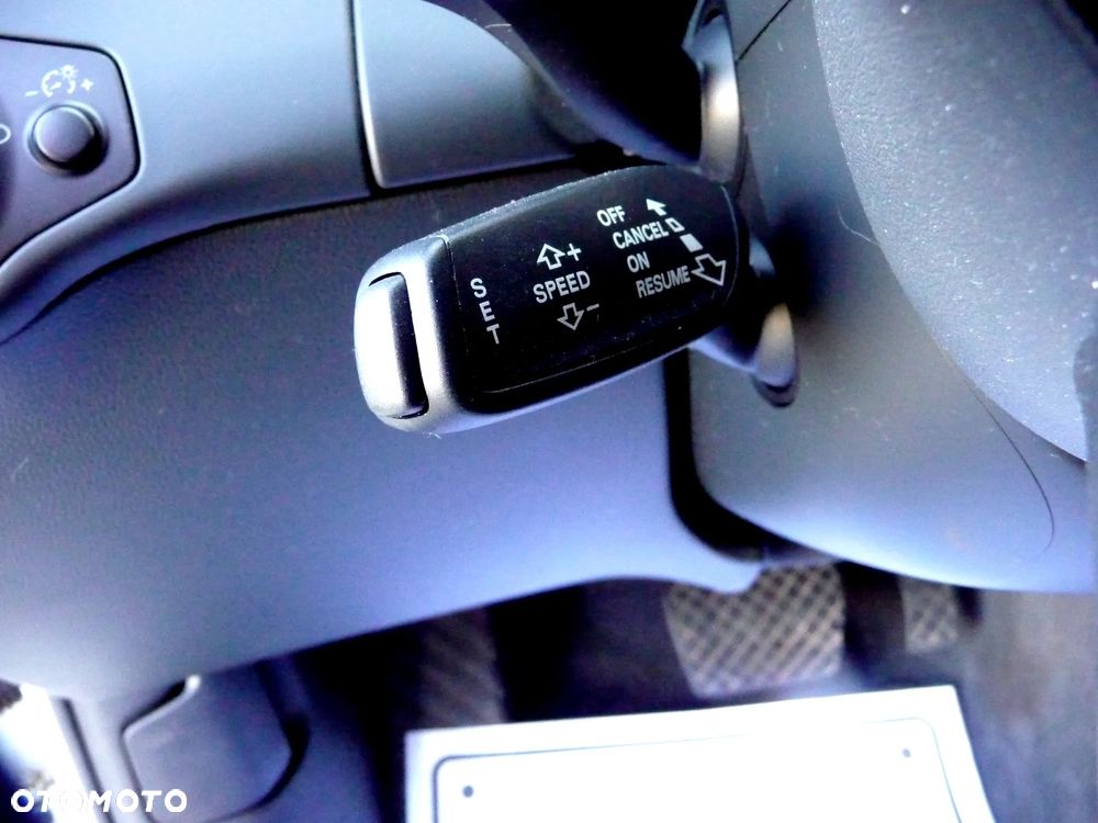 Audi A4 Limousine - 13