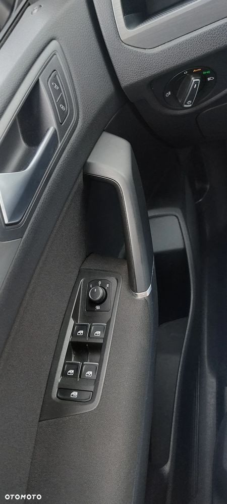 Volkswagen Touran 1.4 TSI BMT Comfortline DSG - 31