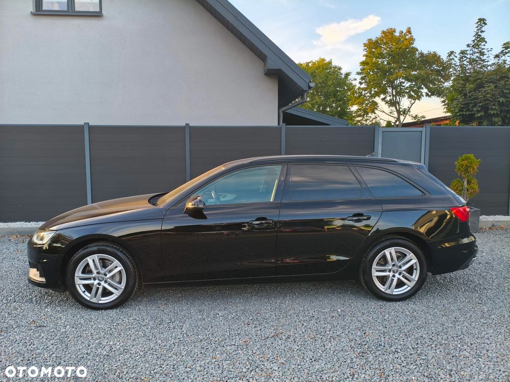 Audi A4 Avant 40 TDI S tronic - 4