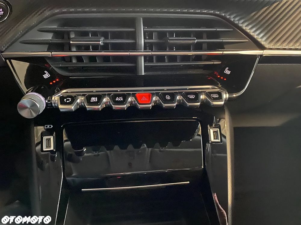 Peugeot 2008 1.2 PureTech Allure S&S - 13