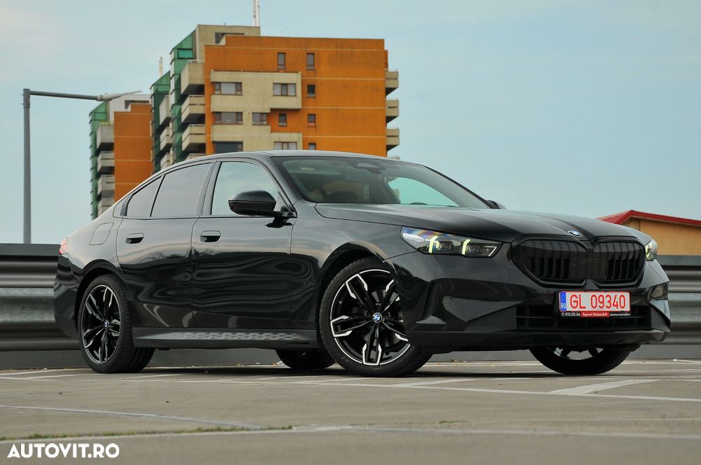 BMW Seria 5 520i AT MHEV - 9