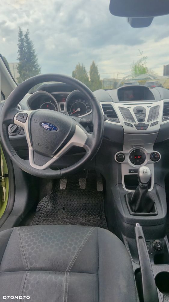 Ford Fiesta 1.6 Sport - 9