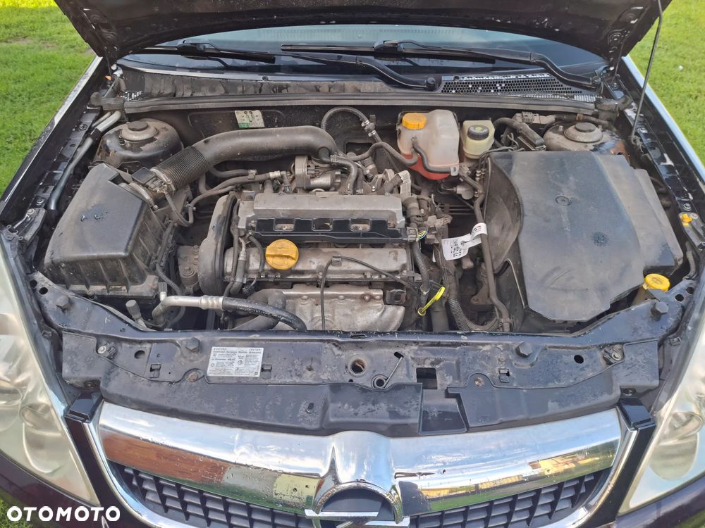 Opel Vectra 1.8 - 12