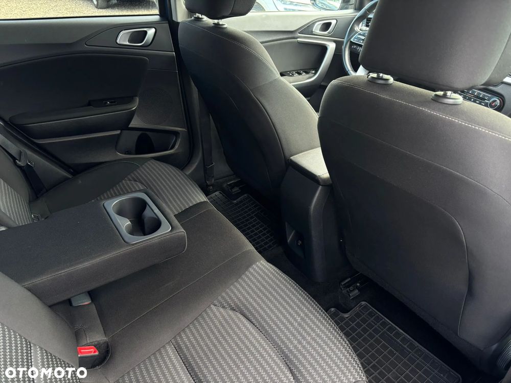 Kia XCeed 1.5 T-GDI M DCT - 13
