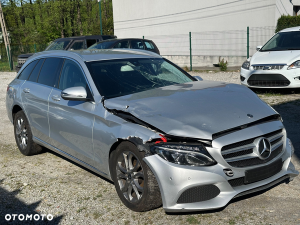 Mercedes-Benz Klasa C 220 (BlueTEC) d T 7G-TRONIC