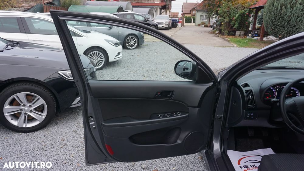 Hyundai i30 1.4 GL Comfort - 6