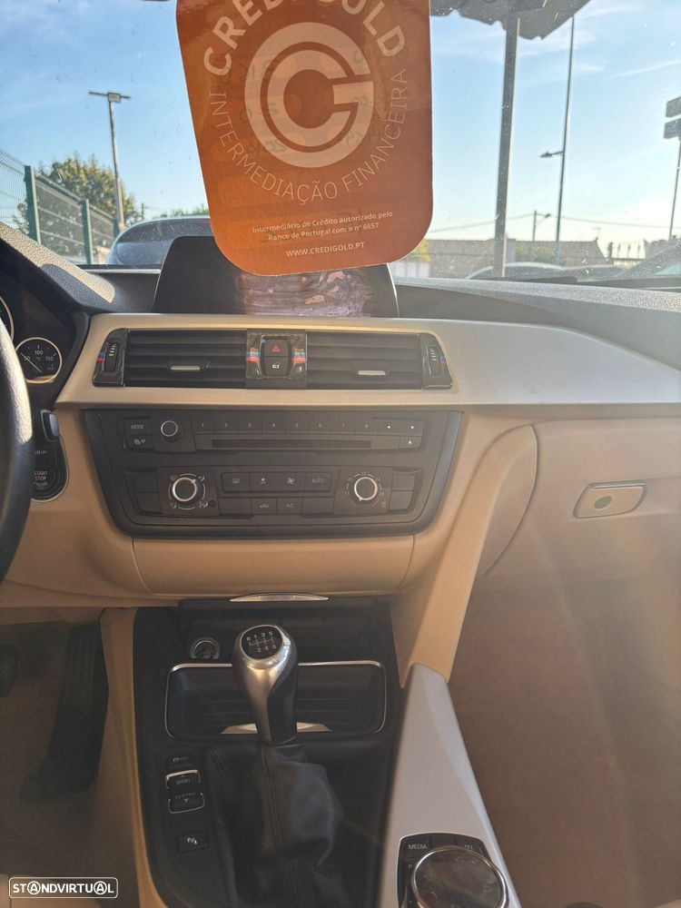 BMW 316 d Line Sport - 4