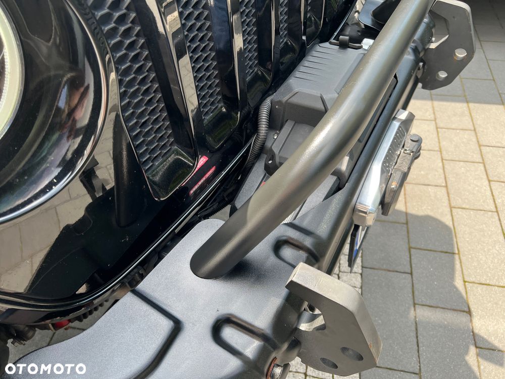 Jeep Wrangler - 22