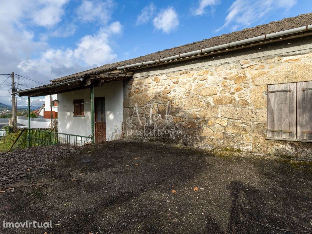 Moradia para Remodelar com 4 Quartos e Lote de 750m² na Correlhã, P... - Grande imagem: 5/16