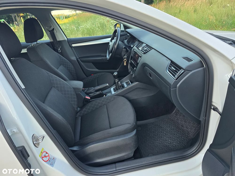 Skoda Octavia 1.6 TDI Sport Edition - 14