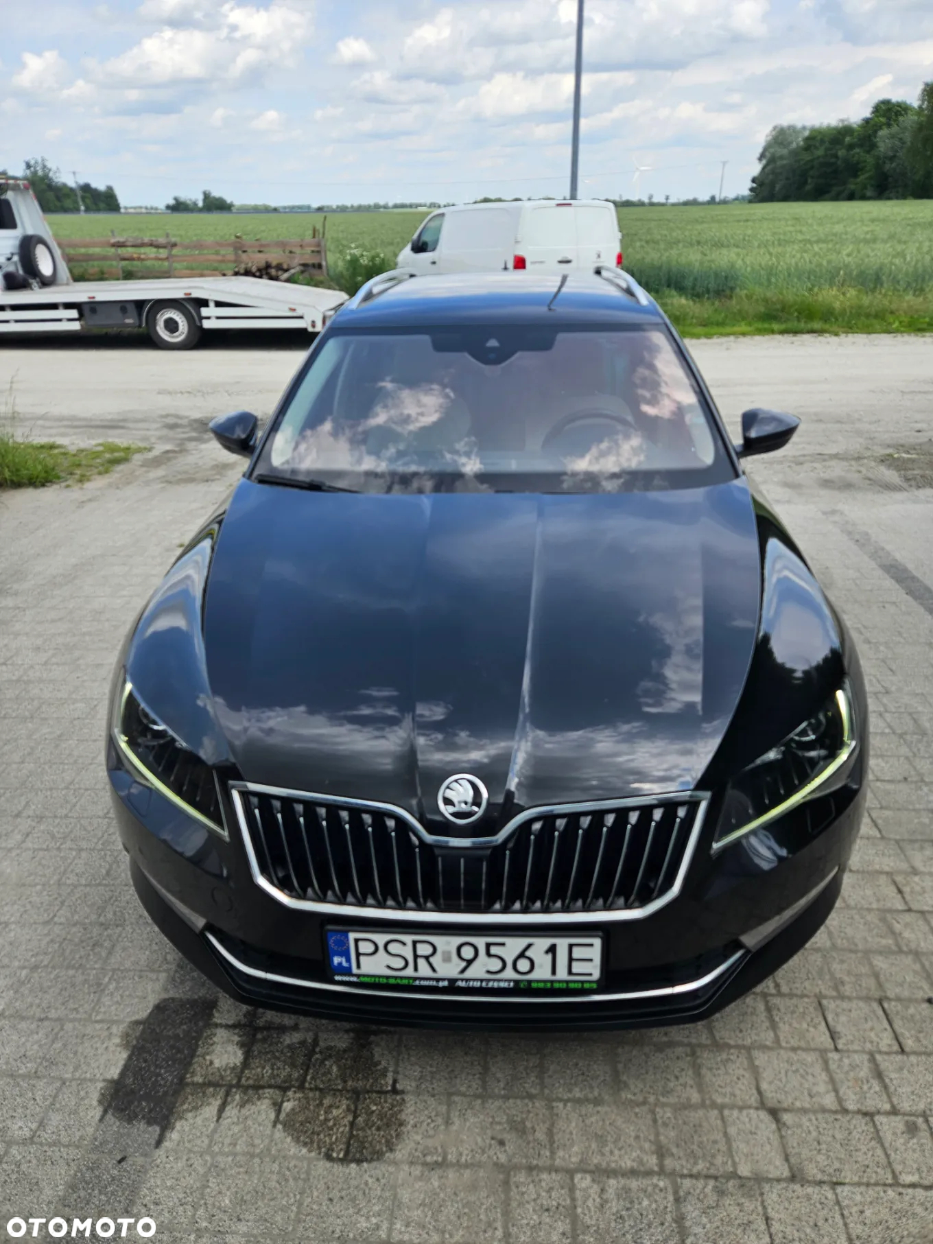Skoda Superb Combi 2.0 TDI DSG Premium Edition - 5
