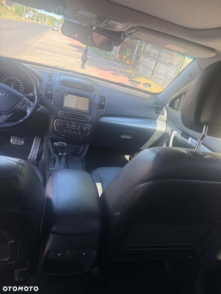 Kia Sorento - 8