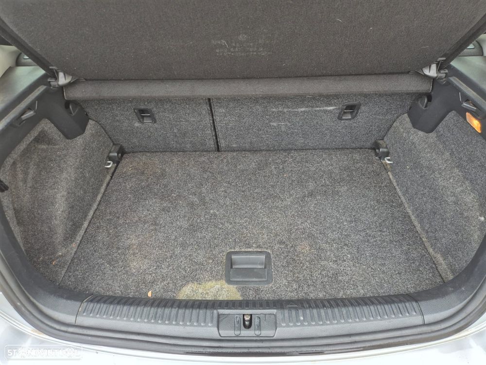 VW Polo 1.4 TDi BlueMotion - 11