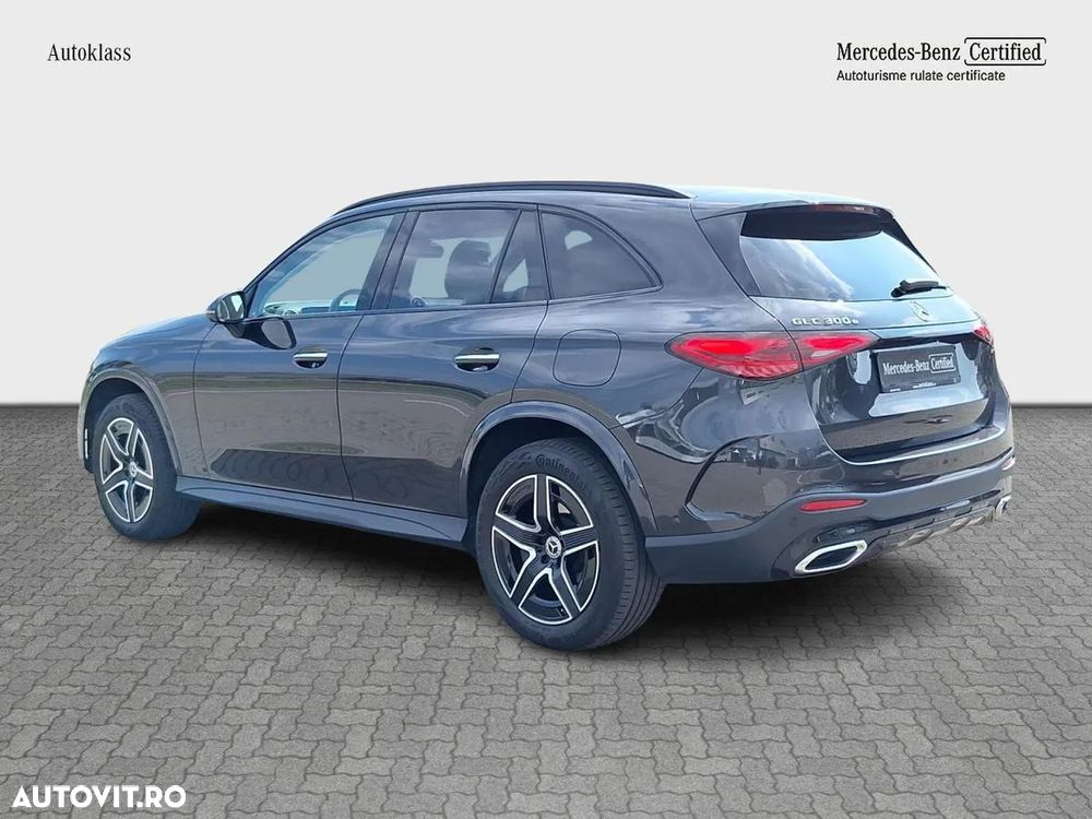 Mercedes-Benz GLC 300 e 4MATIC - 5