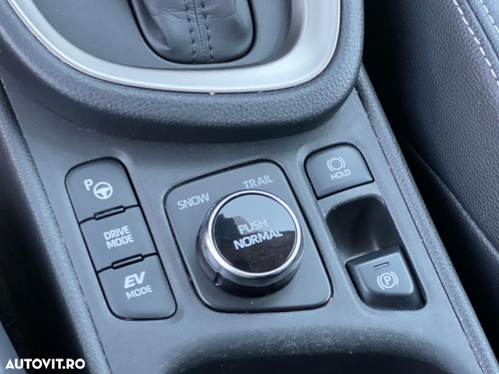 Toyota Yaris Cross - 15