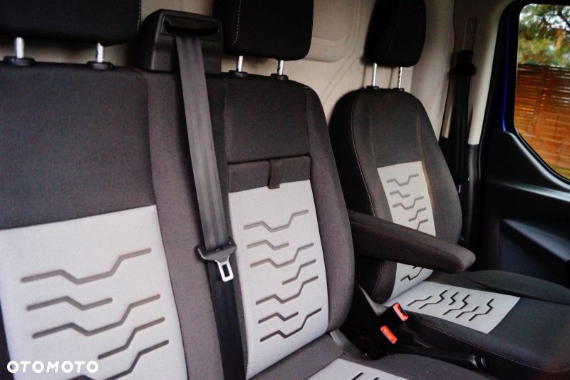 Ford Transit Custom - 23